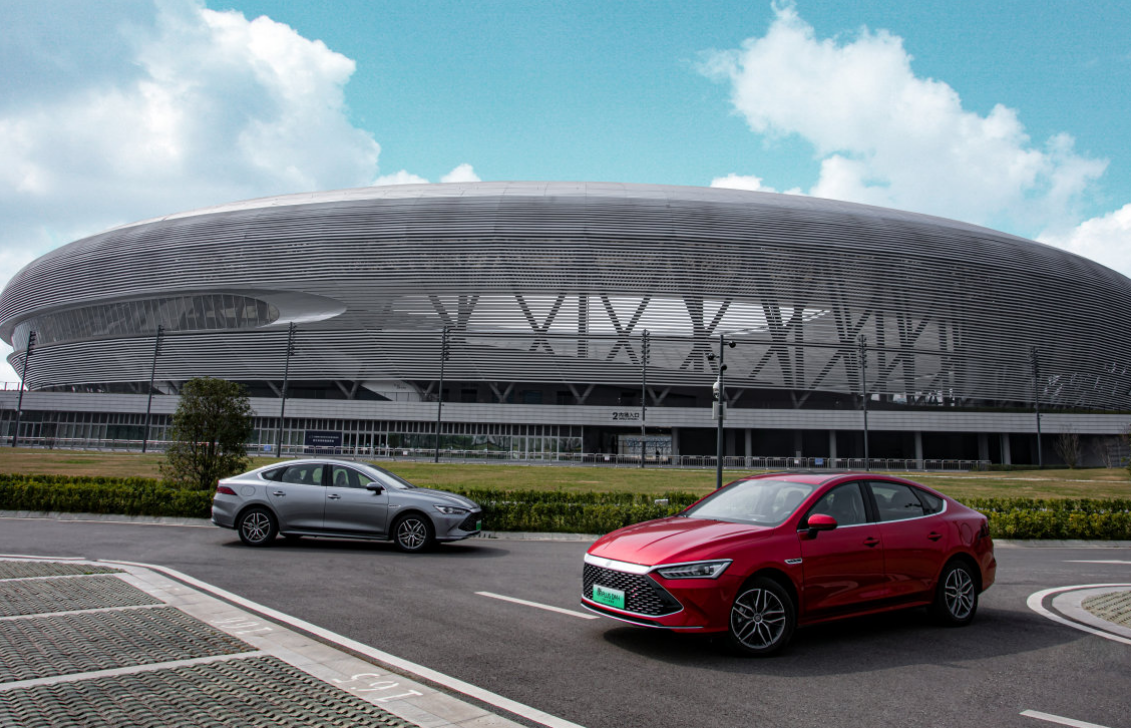 3½γŰȼͳǰMINIEV󾢲