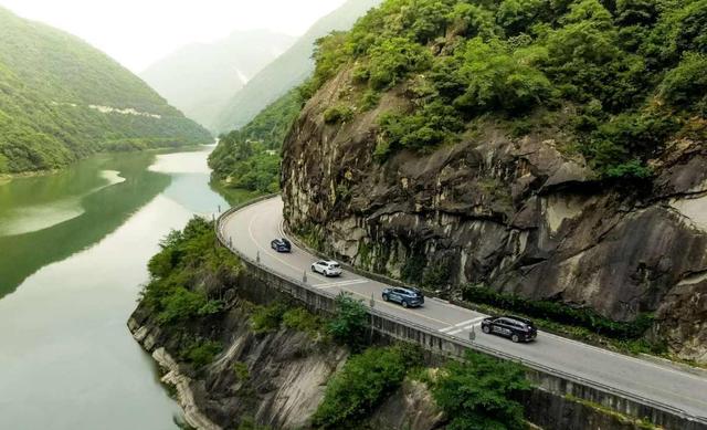 配置升级价格未变,试驾全新一代瑞虎8,能成为“奶爸神车”吗?
