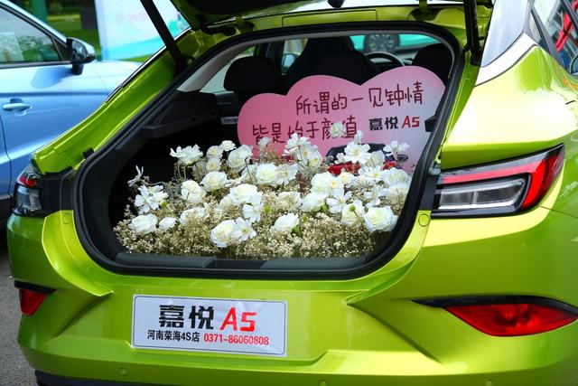 颜值实力双在线,外加大众赋能,网友:靠谱,粉了