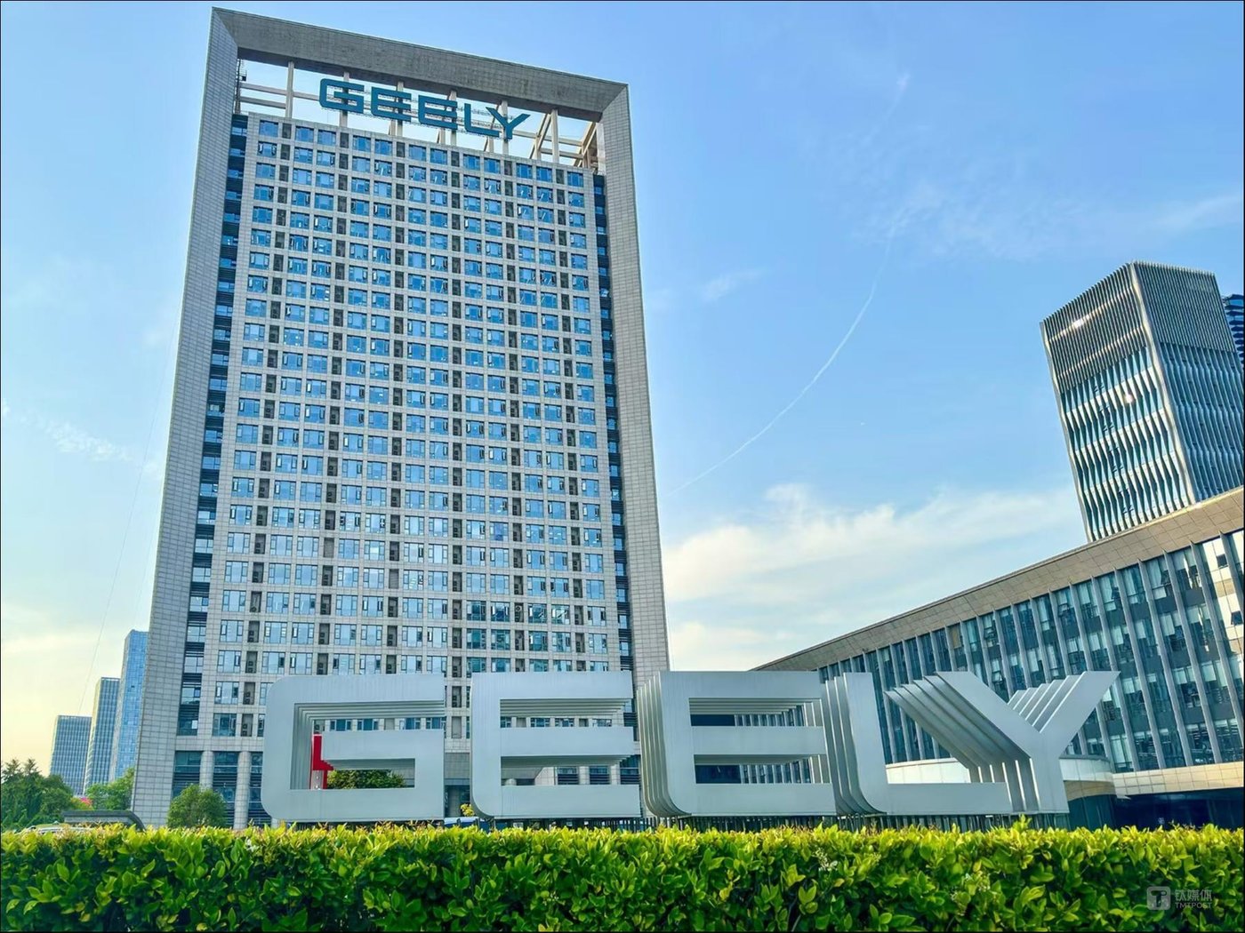 Ϊ�μ����ܶ��ߵ�һ��͸����ݲƱ����ҿ����˶���